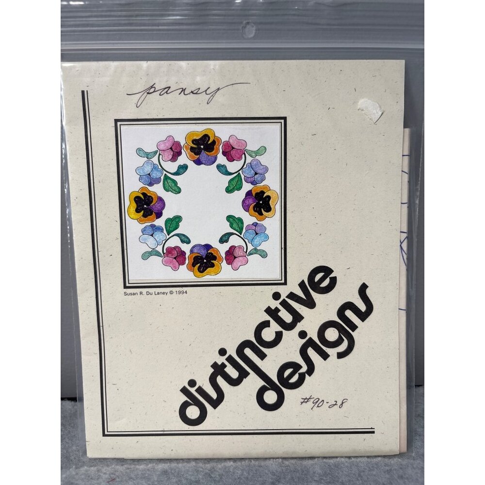 Pansy Quilting Appliqué Pattern by Distinctive Designs 1994 Full-Size For 12"x12
